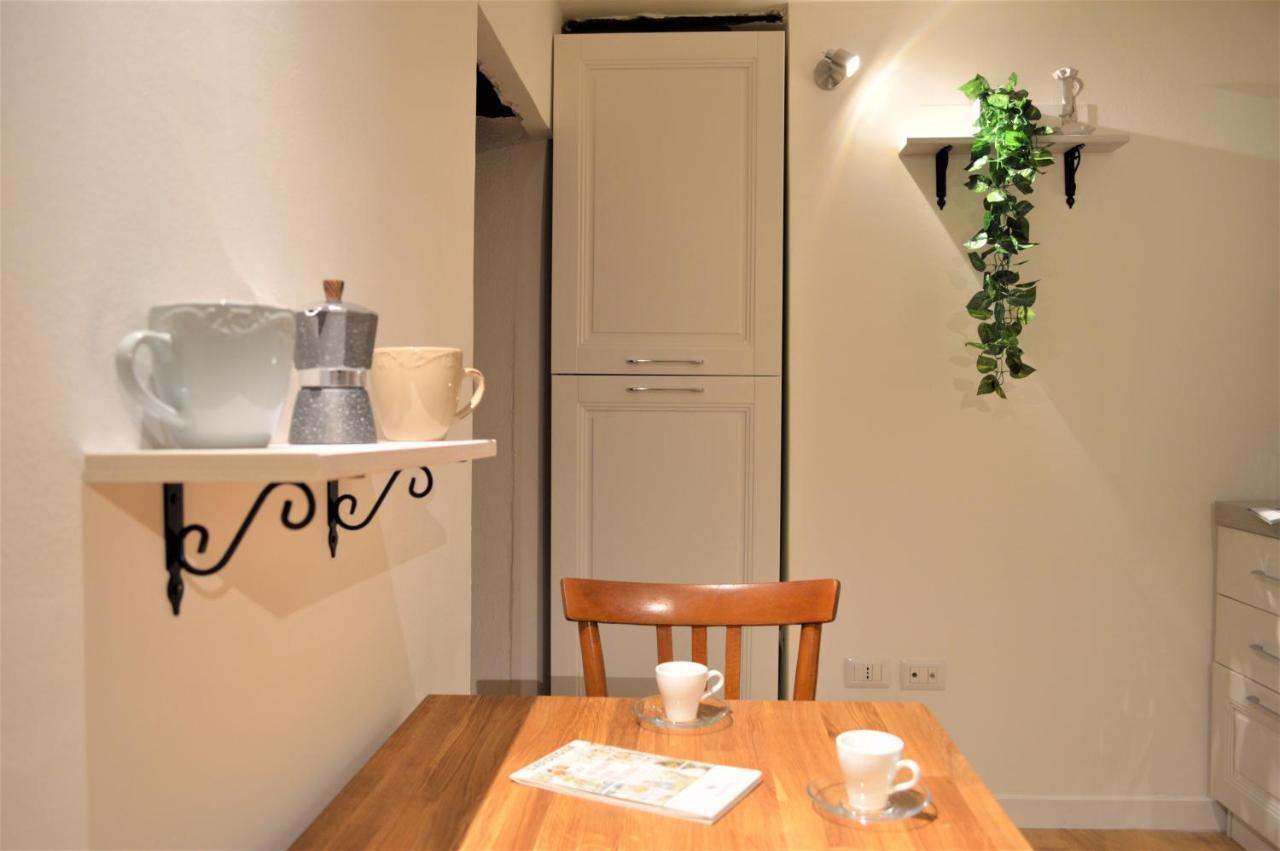 Domu 600 - Suite Mini Appartamento Cagliari Centro Storico Eksteriør bilde