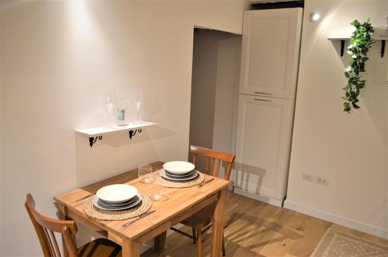 Domu 600 - Suite Mini Appartamento Cagliari Centro Storico Eksteriør bilde