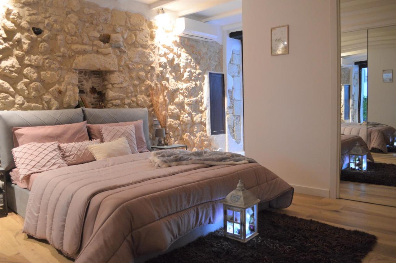 Domu 600 - Suite Mini Appartamento Cagliari Centro Storico Eksteriør bilde