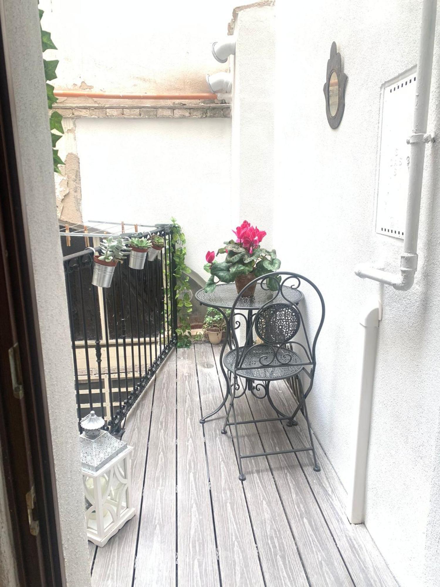Domu 600 - Suite Mini Appartamento Cagliari Centro Storico Eksteriør bilde